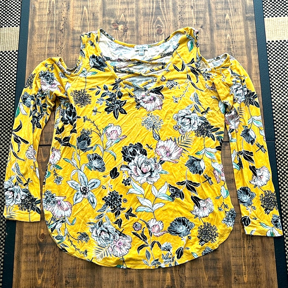 Love, Fire Cold Shoulder Floral long Sleeve Blouse